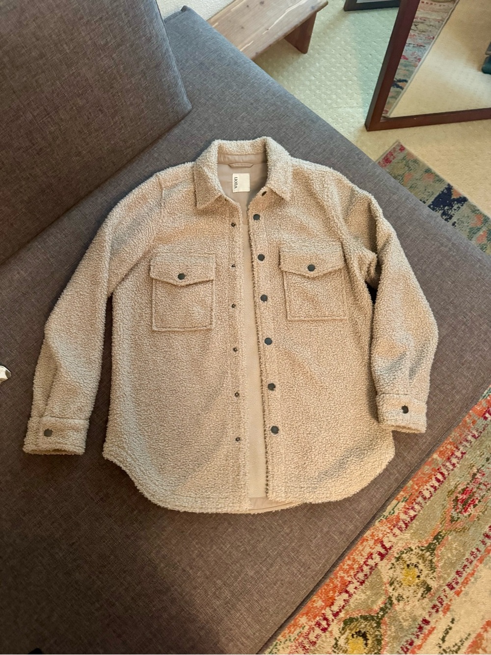 SOLD‼️Vuori Women’s Sycamore Shirt Jacket